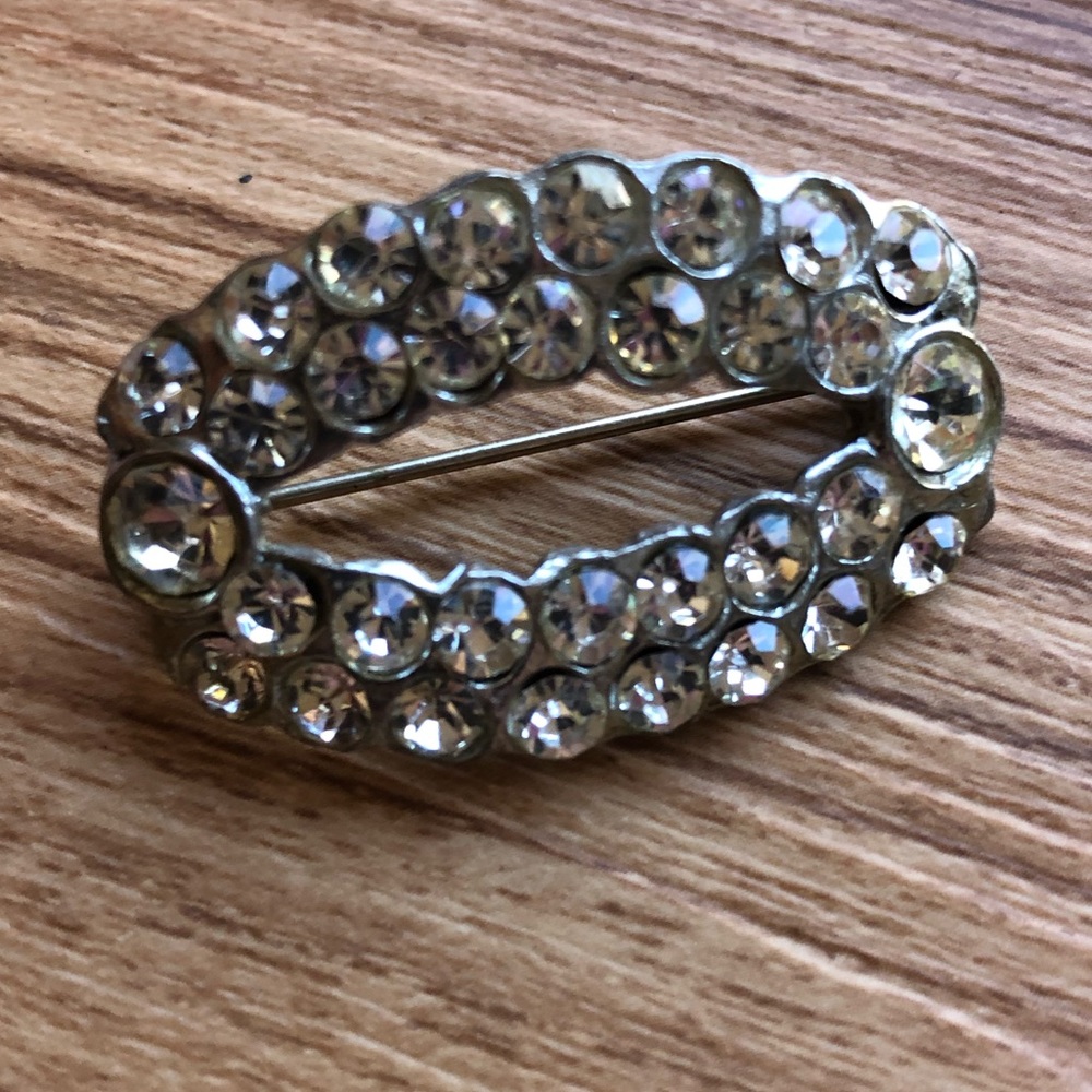 Vintage Rhinestone Brooch/Pin - Picture 2 of 10